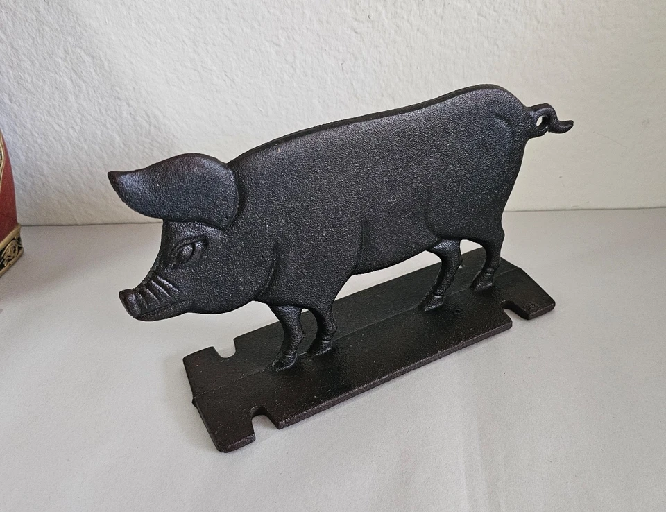 Antique Vintage Style Cast Iron Country Farm Pig Hog Boot Scraper Decor - Image 2 of 4