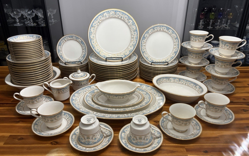 92pc Noritake MOONLIGHT 7119 Ivory China Set - Service for 12 + Servers - UNUSED