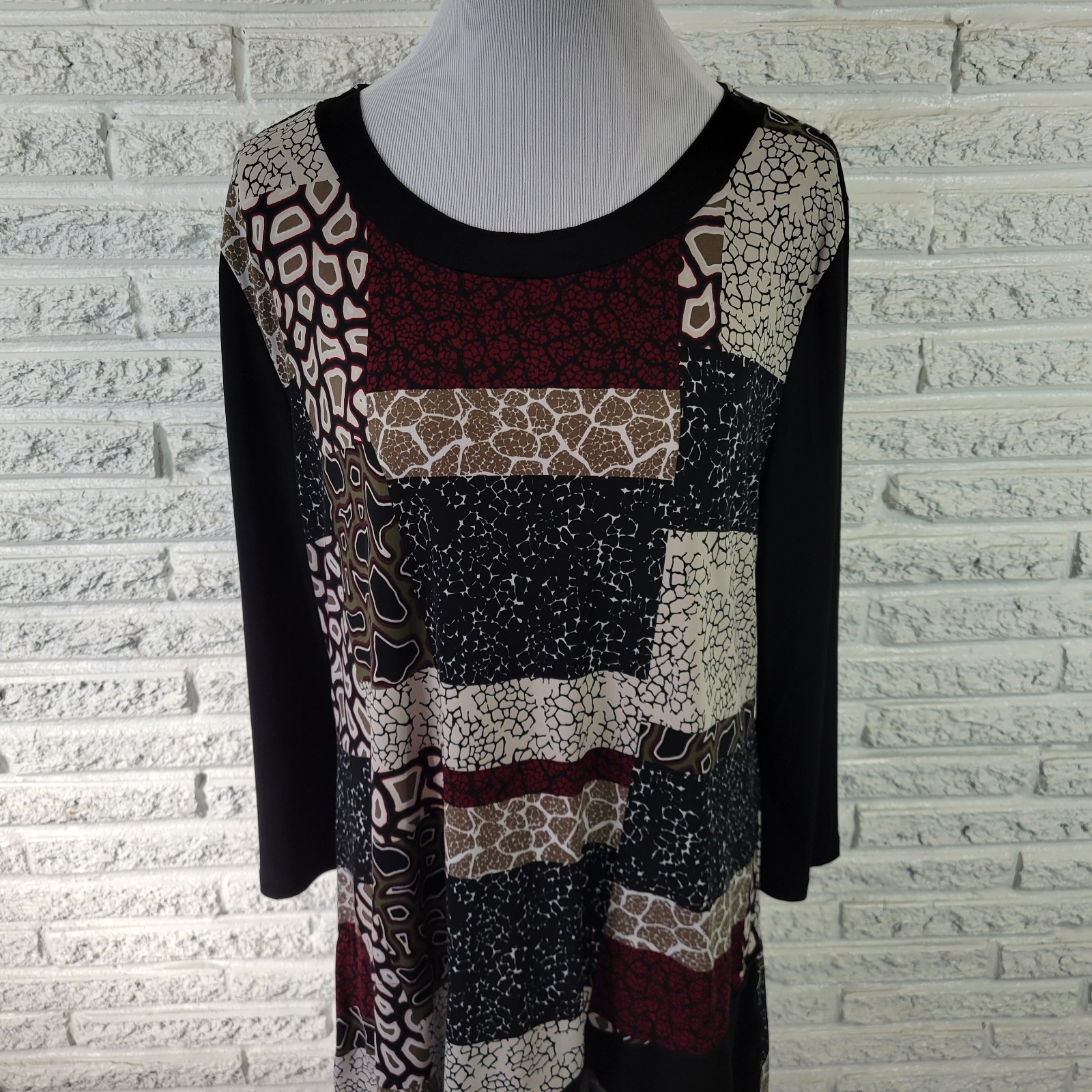 Style Co Womens Top XL Tunic 3/4 Sleeve Black Red Geometric Chiffon Hem Casual