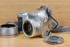 Fujifilm Finepix S3000 3.2MP Digital Camera, with 6x Optical Zoom, Made in Japan