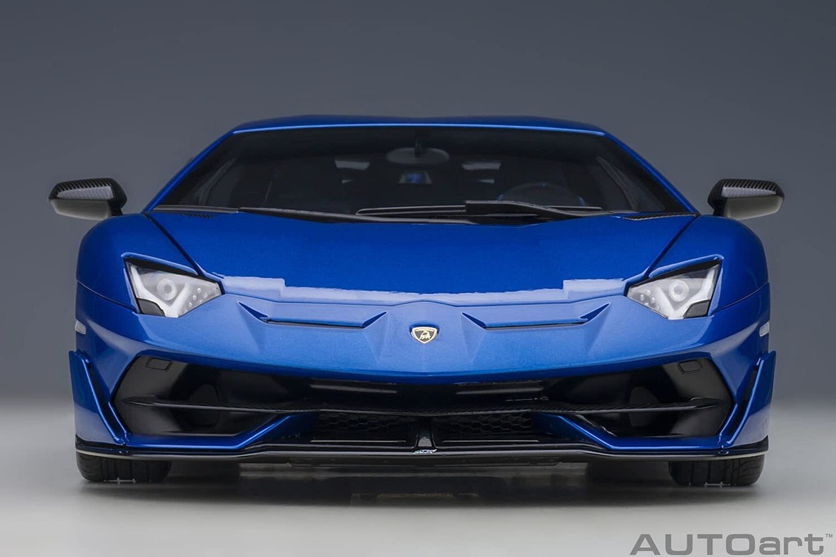 AUTOart Modelcar 1:18 Lamborghini Aventador SVJ - Blue for