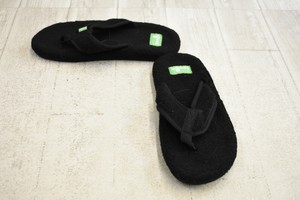 sanuk furreal classic chill