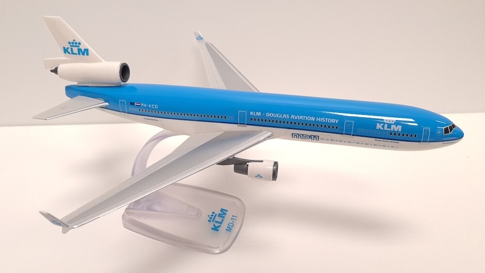 航空機・ヘリコプター KLM McDonnell Douglas DC-8-63 1:200 KLM Douglas DC-8-63 PH-DEA with stand IF863KL0220P InFlight