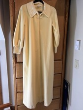 VTG 70s Vanity Fair Womens 10 Yellow Flannel Full Bathrobe Nightgown Robe Zip