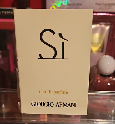 Giorgio Armani Si Eau de Parfum Spray Sample Size 0.06 fl oz 560109 E