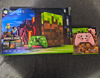 Microsoft Xbox One S limited Edition Minecraft Xbox + Pig Controller