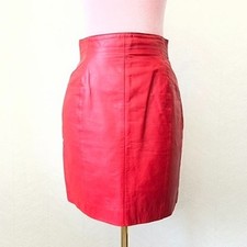 Vintage Wilsons Lined Pockets Back Zipper Red Leather Mini Skirt Womens Size 2
