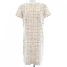 Authentic CHANEL P58364V25606 18P Dress #230-000-354-6559
