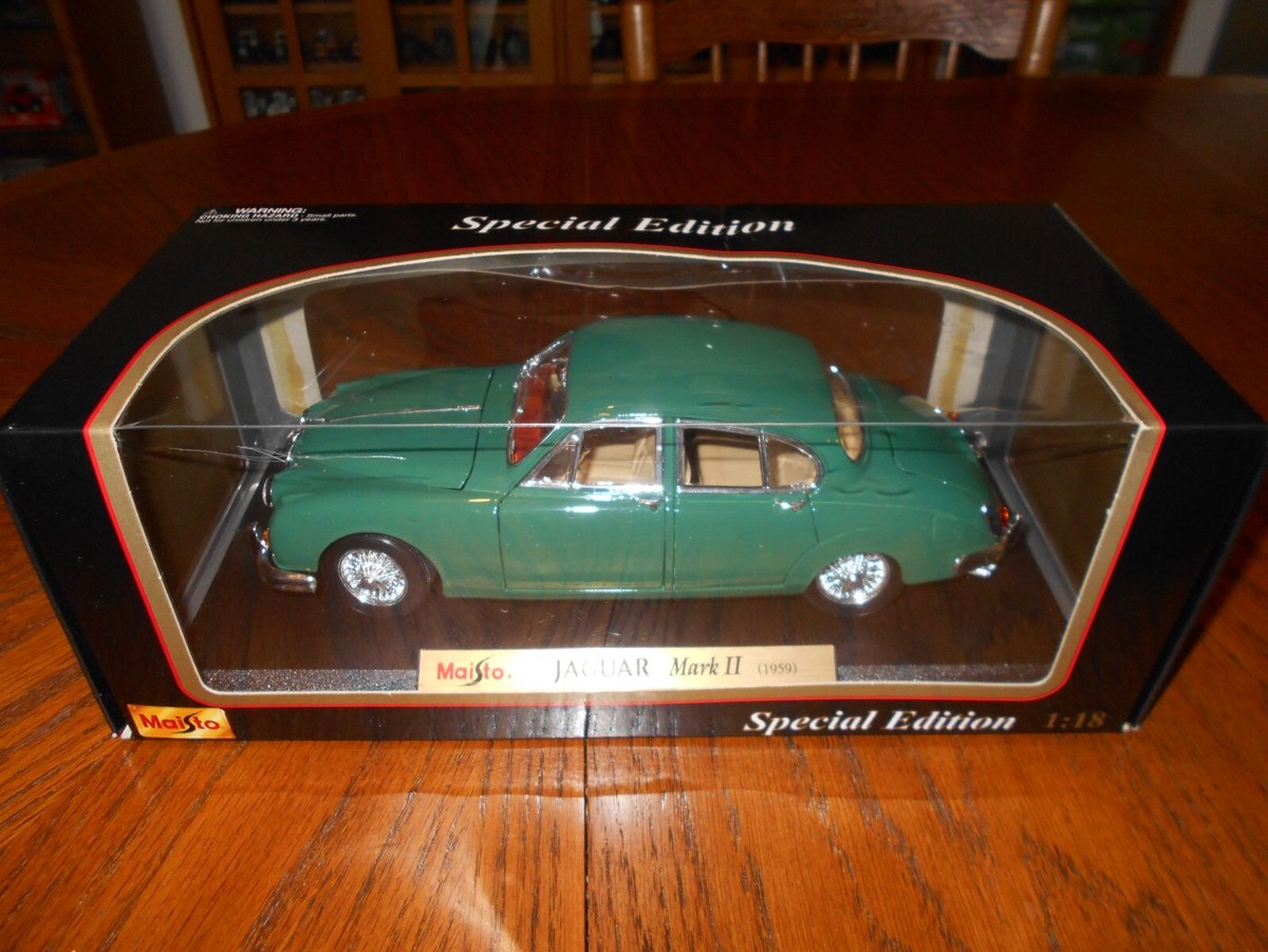 Maisto 1:18 Scale Special Edition 1959 Jaguar Mark II w/Box #31833