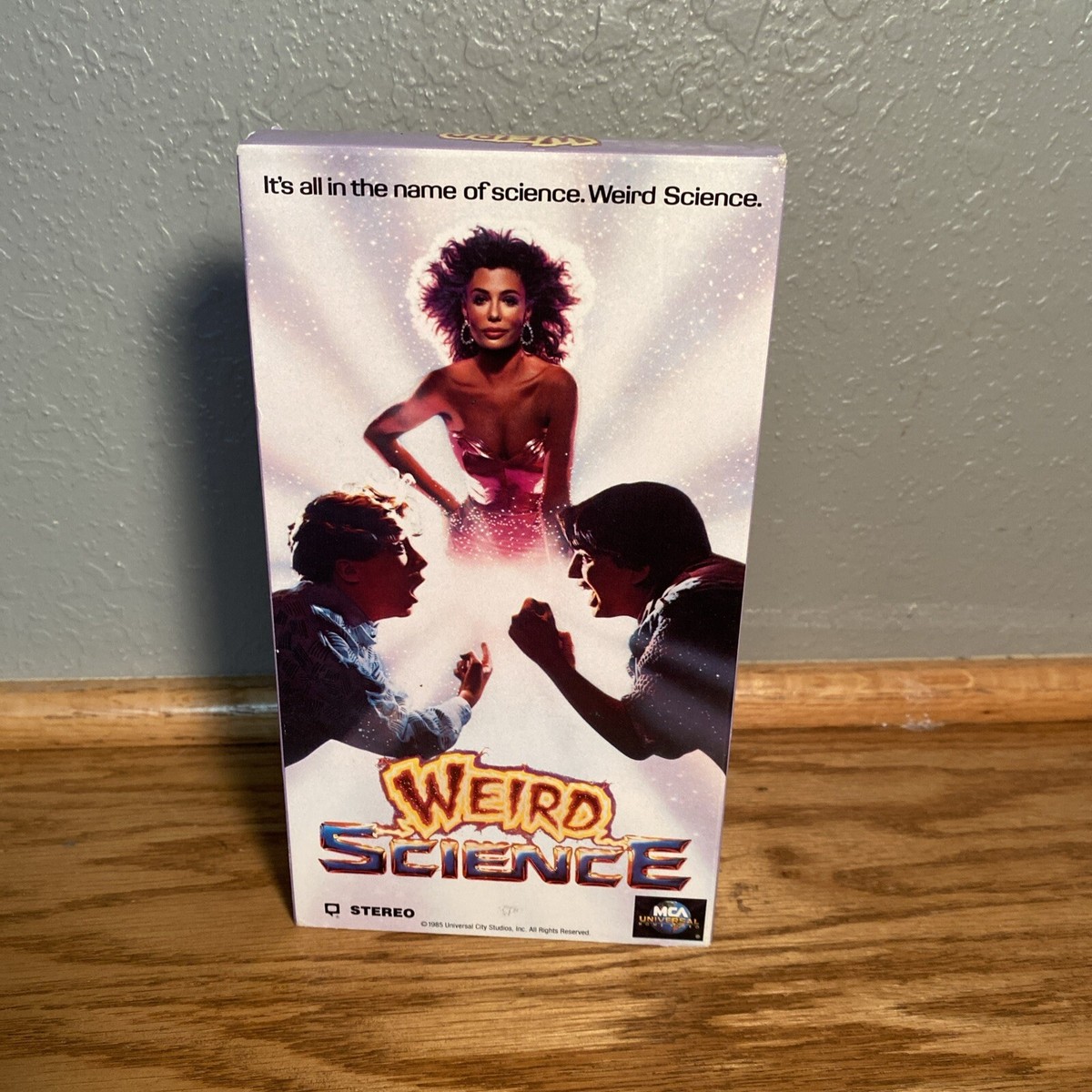 Science Vhs Kelly Lebrock And Ilan Mitchell Smith ILAN MITCHELL SMITH