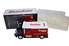 New Red Collectible Dunbar Armored Coin Bank Truck Model 1999 1:32 Diecast
