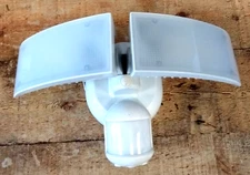 Home Zone Security Smart Motion Sensor LED Light #710080 (NO MOUNTING HARDWARE)