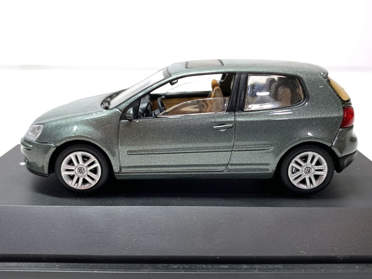ミニカー 1/43 Volkswagen Golf GTI / Schuco 3) VW Volkswagen Golf VI GTI 2009 Shadow Blue 1:43 Schuco
