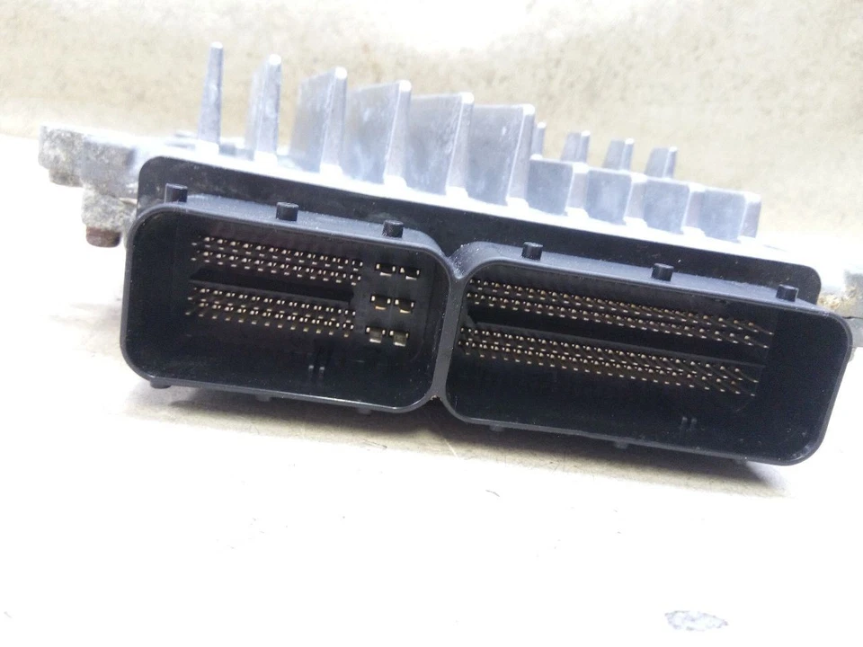 Módulo de control electrónico Motor Computer ECM 30729999 compatible con 05-10 VOLVO XC90 w93 Foto 3 de 4