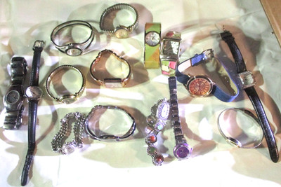 15 vintage to modern wearable wristwatches watches womens estate lot some signed