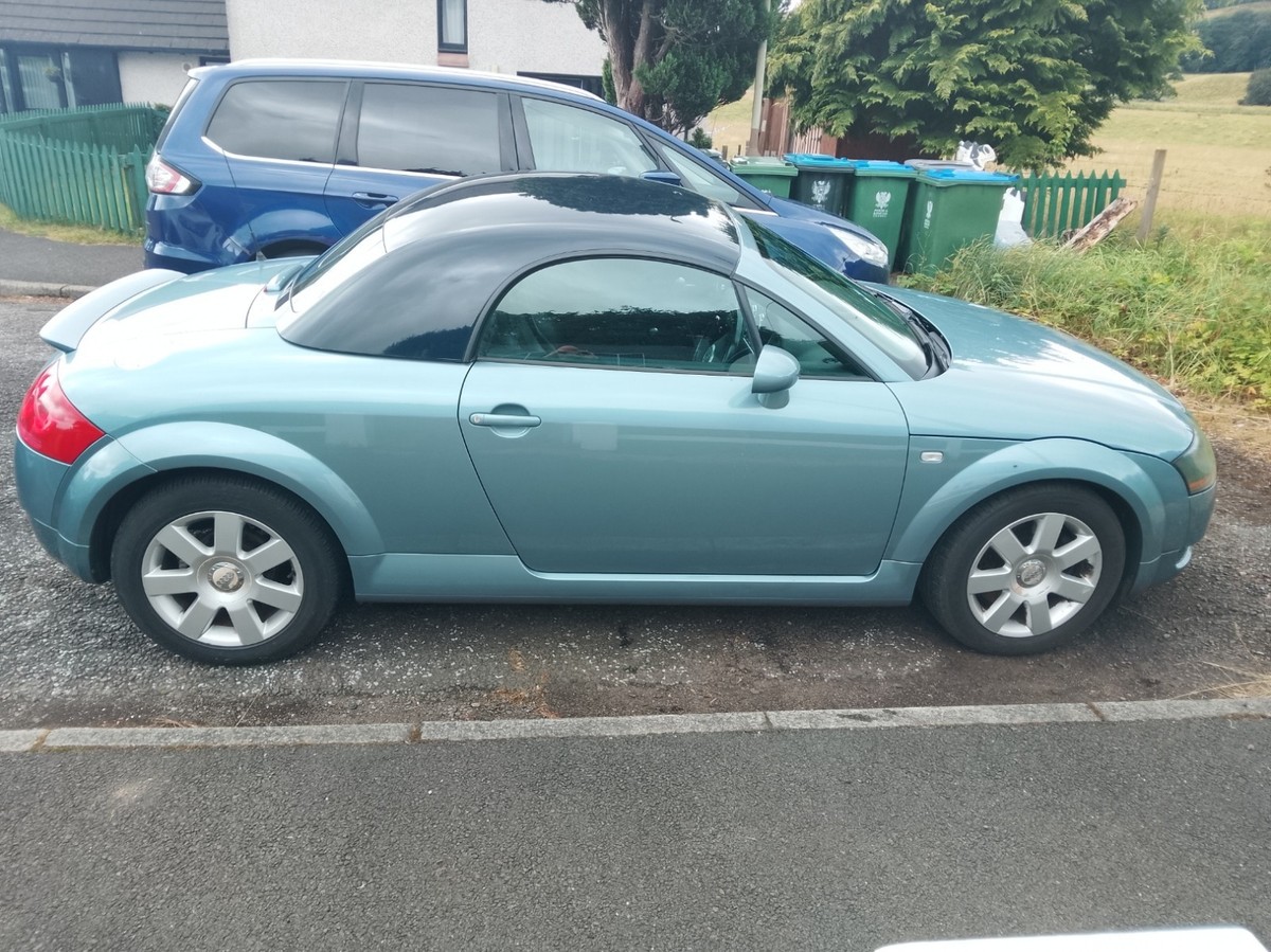 Audi TT mk1 8n Roadster Convertible