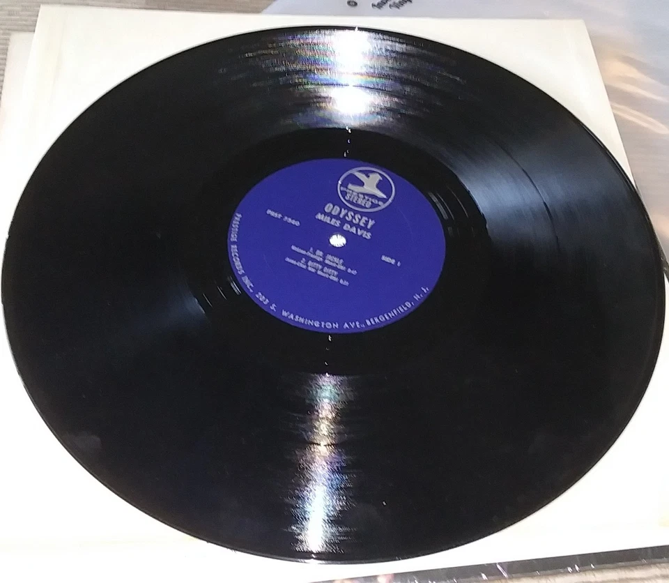 ODYSSEY! / MILES DAVIS 1967 PRESTIGE LP PR 7540 in Original Shrinkwrap - Image 3 of 4
