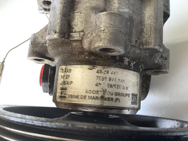 Bomba de dirección asistida VIN E 4º dígito compatible con 99-10 SAAB 9-5 100764 Foto 3 de 4