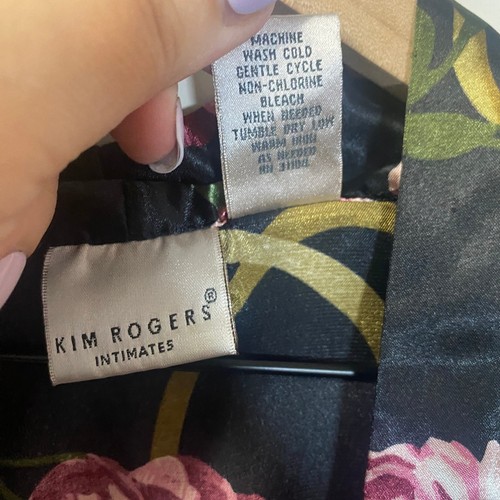Kim Rogers SET of 2 Satin Robe and Sleep Shirt Dark Floral Roses Plus Size 1X** - Picture 16 of 18