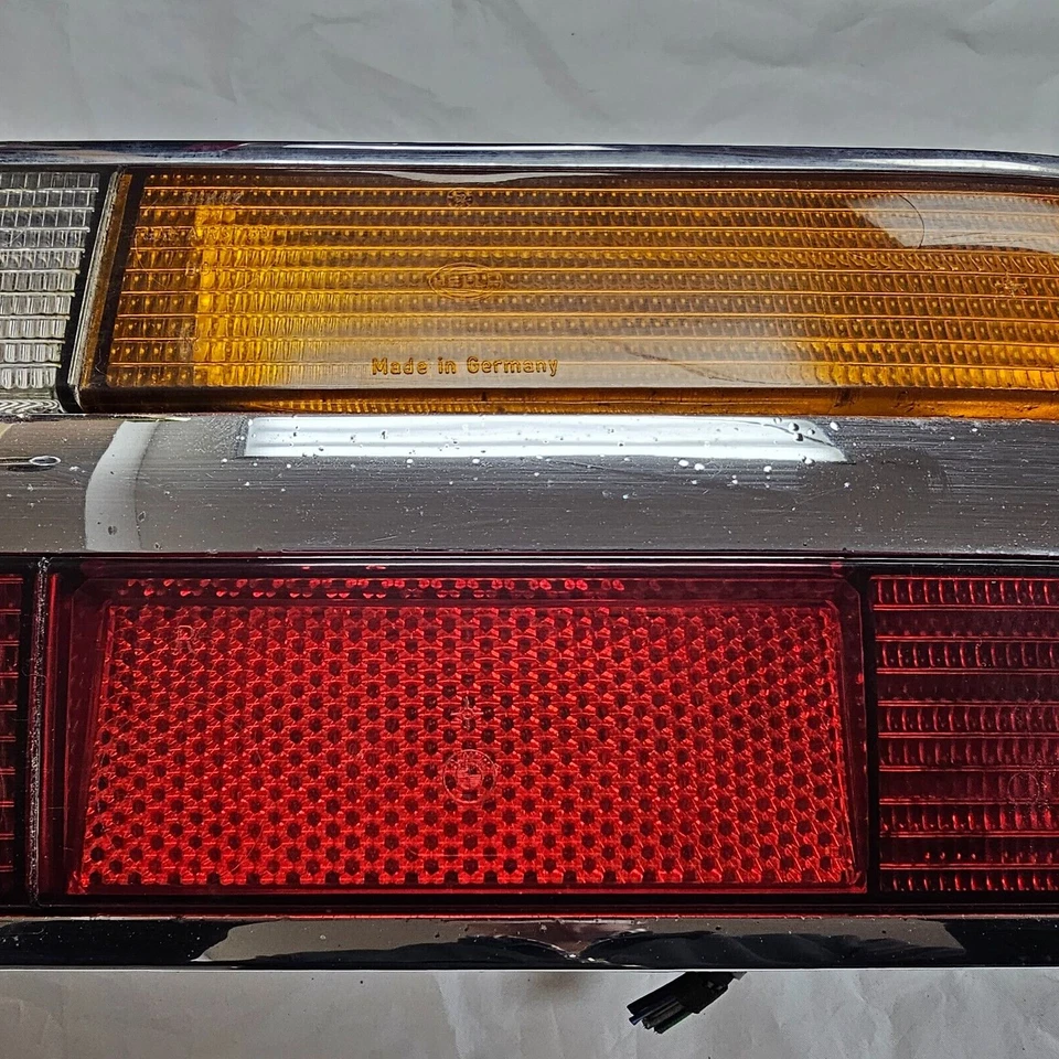 Luz trasera derecha BMW e28 528e 524td 533I 535I OEM Foto 3 de 4