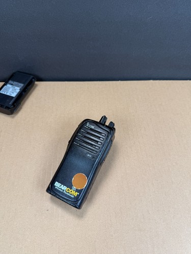 Icom BEARCOM BC100U UHF 450-512 MHz 4 Watt 16 CH Two Way Radio - Picture 8 of 8
