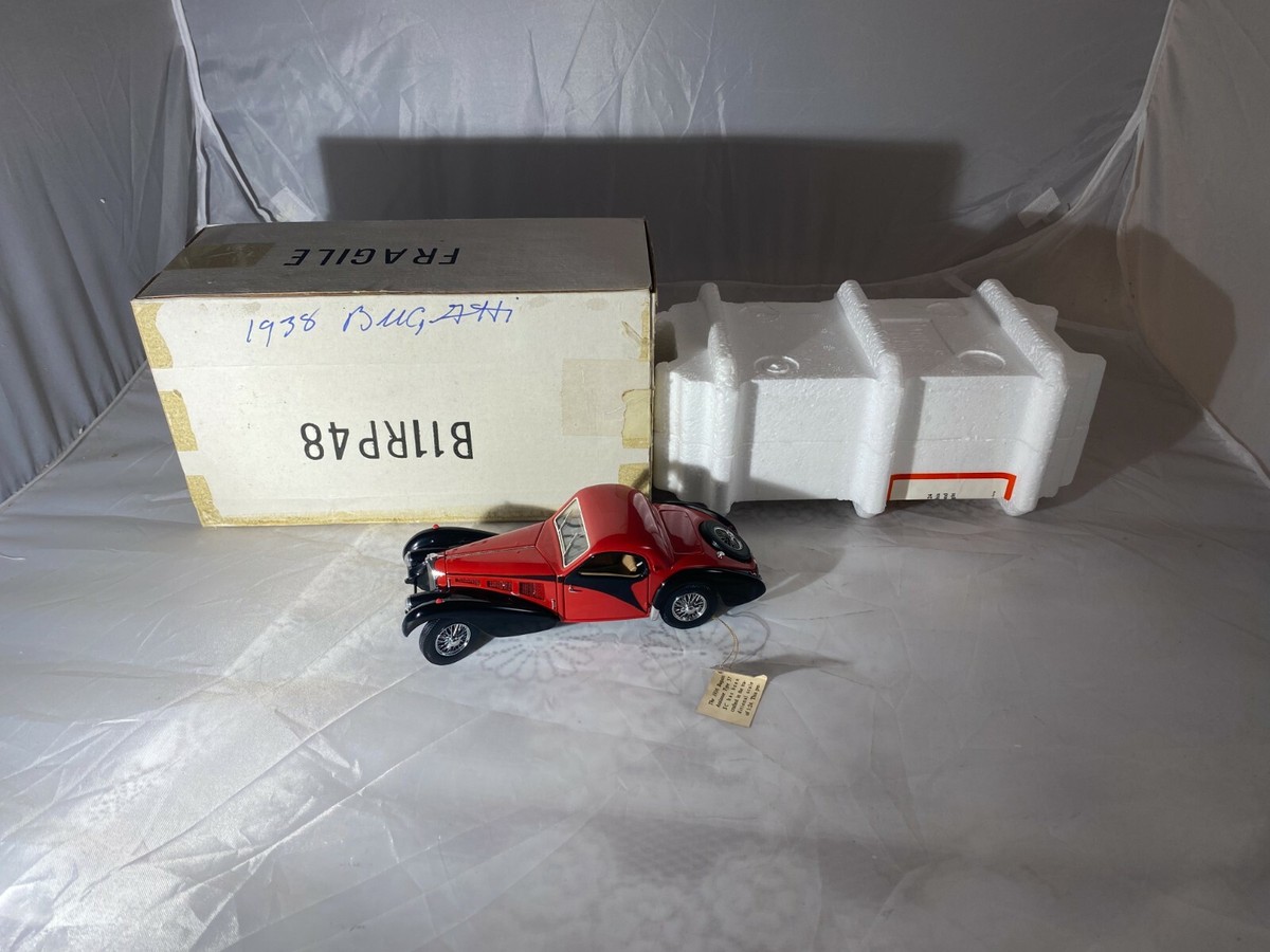 Franklin Mint 1/24 Bugatti Atalante 57SC 1936 – Rouge, Métal Blanc, Occasion
