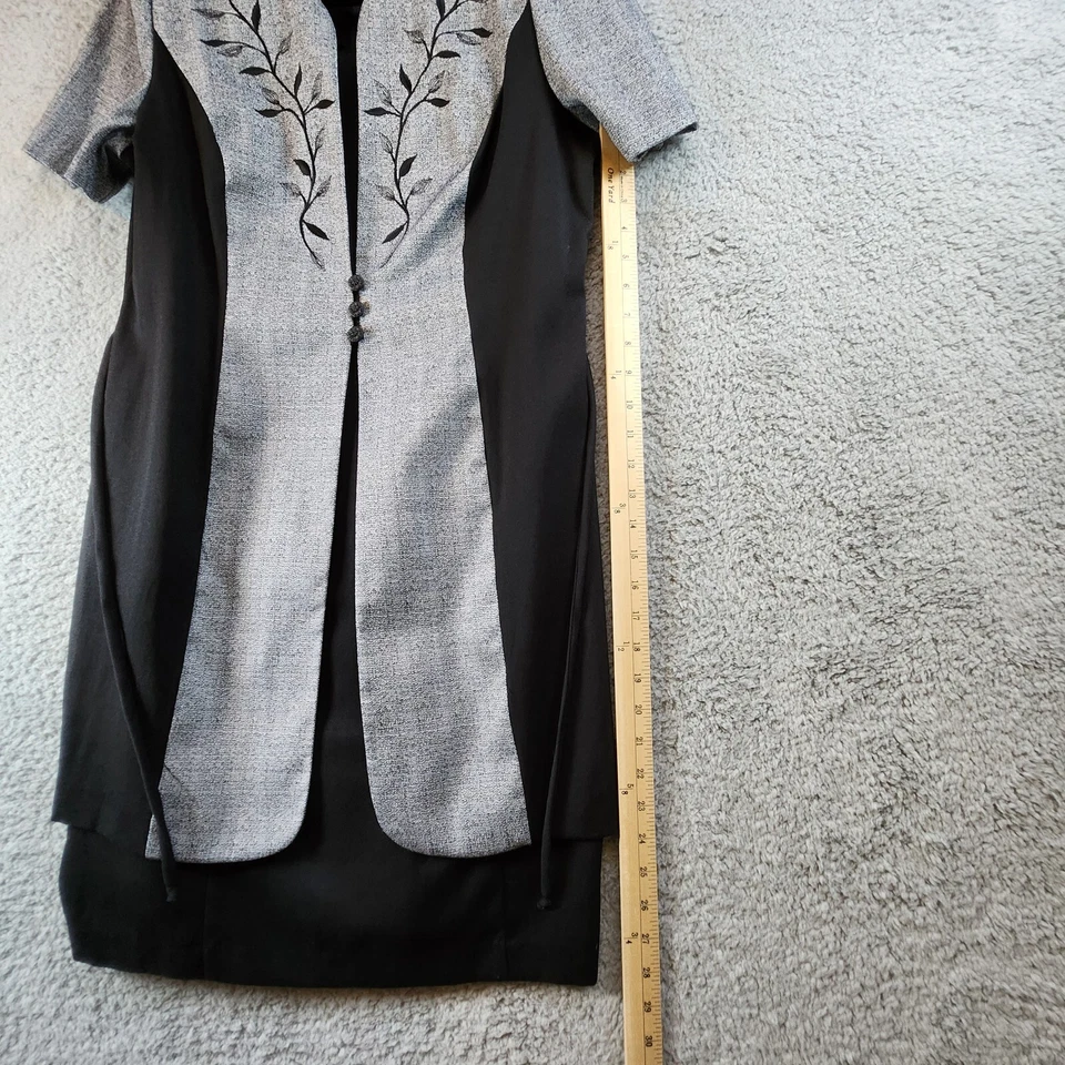 Vestido Miss Dorby Petites - Feminino Tamanho 14P - Cinza e Preto - Imagem 2 de 4