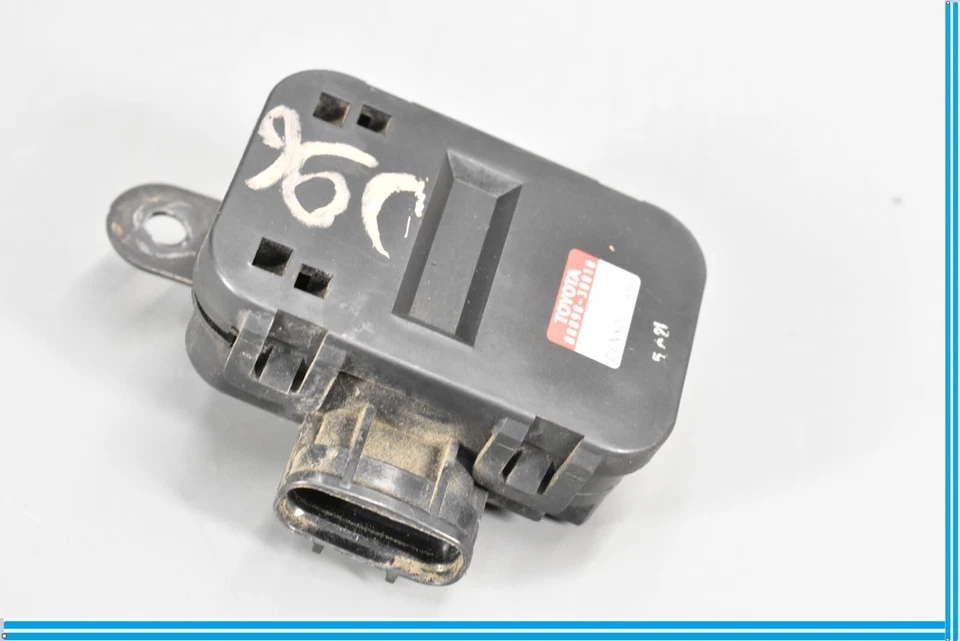 Датчик вентиляции смога охладителя термистора 02–10 Lexus SC430 8889830010 оригинальный - Изображение 3 из 4