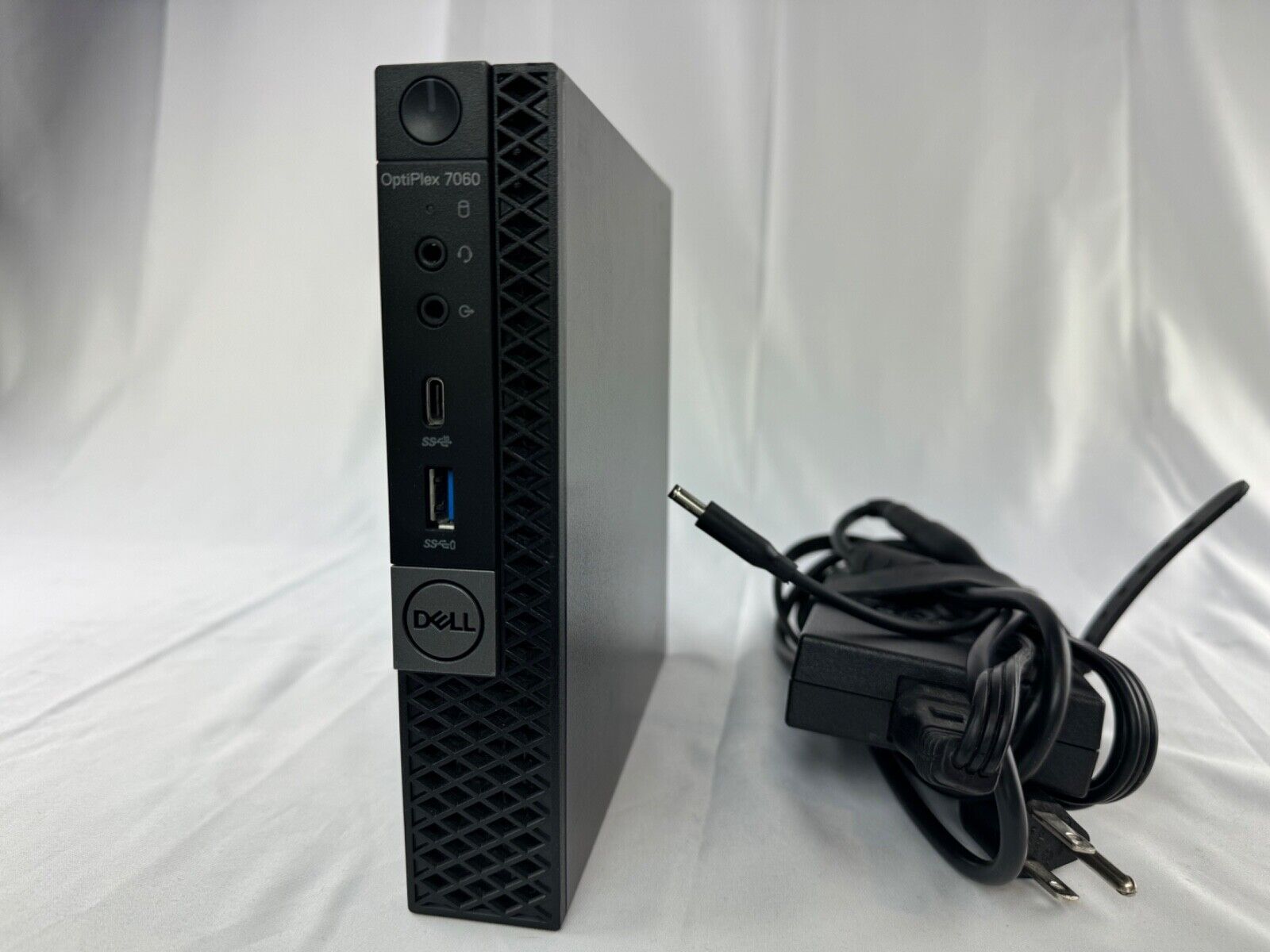 Dell Optiplex 7060 Micro PC i5-8700 16GB DDR4 256GB m2 SSD Dell Optiplex 7060 Micro PC i5-8700 16GB DDR4 256GB m2 SSD