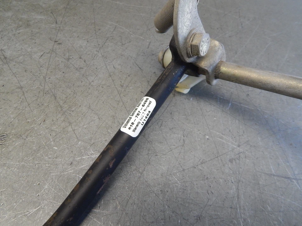 107 450SL 380SL 350SL 450SLC 380SLC 560SL Pedal de acelerador de gas debajo del tablero Enlace Foto 3 de 4