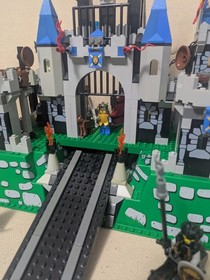 LEGO Knights' Kingdom Royal King's Castle 10176 In 2006 Used W/Manuals As Is