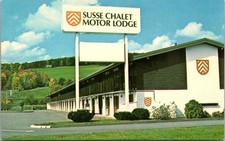 Susse Chalet Motor Lodge White River Junction Vermont Chrome Postcard Mobil Oil