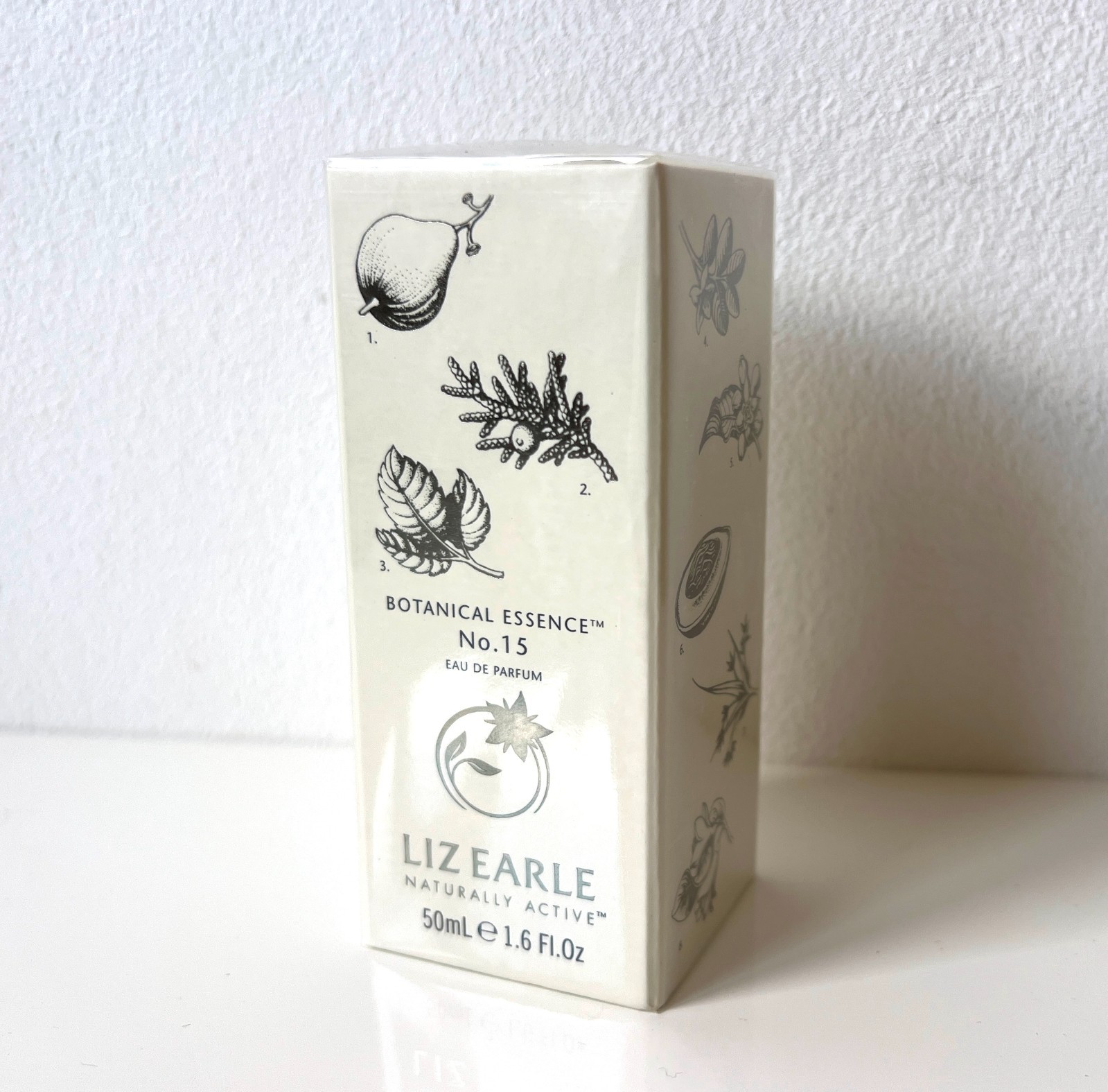 Liz Earle Botanical Essence No. 15 Eau de Parfum 50ml Spray