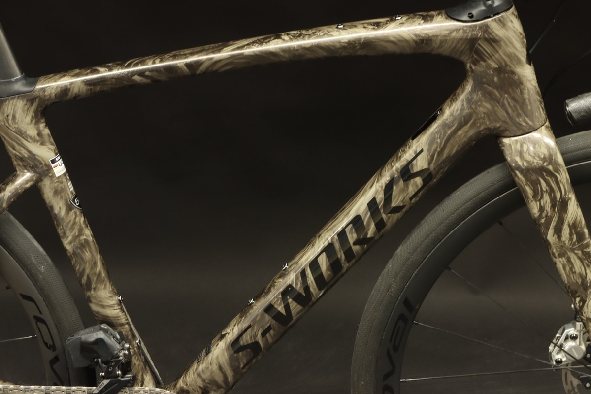 2025 Specialized S-WORKS Roubaix SL8 56cm SRAM Red eTap AXS 12s