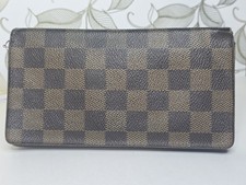 Authentic Louis Vuitton Damier Bifold Wallet - Vintage Pre-loved