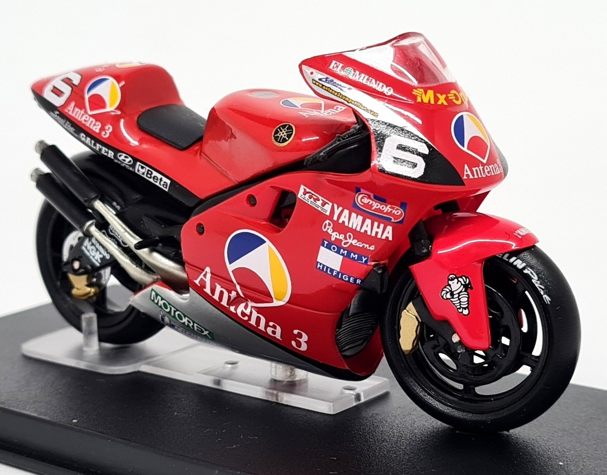 Deagostini 1/24 - Yamaha YZR500 Norifumi Abe 2001 Model Motorcycle