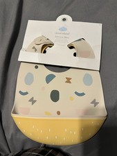 Cloud Island Silicone Bibs 2-Pack Yellow/Beige/Multicolor, Adjustable Neckband