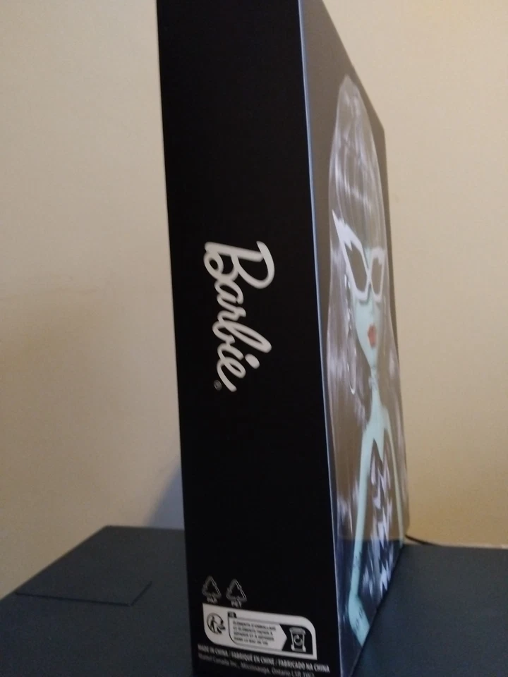 Mattel Monster High Skullector Frankie Stein x Barbie Doll - Image 3 of 4