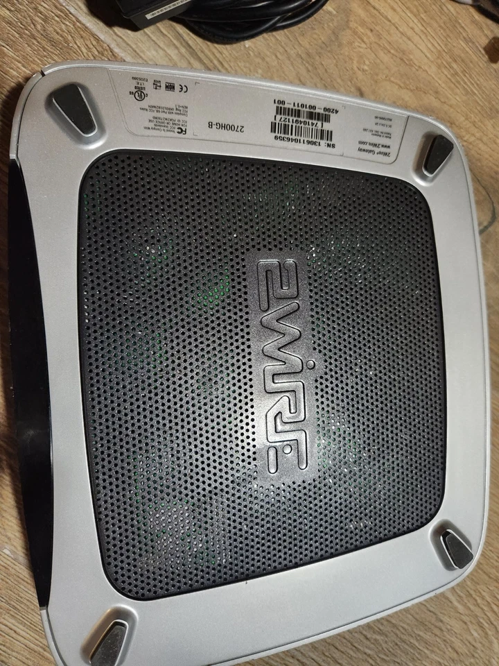 2Wire 2700HG-B 4-Port 10/100 Wireless G Router (2700HG-B) 2700HGB - Image 4 of 4