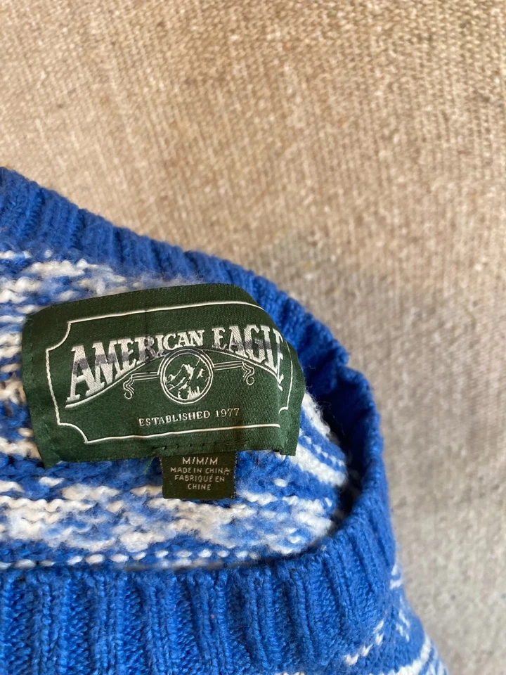 Женский свитер American Eagle средний размер с круглым вырезом с принтом ребристый укороченный синий и белый - Изображение 2 из 4