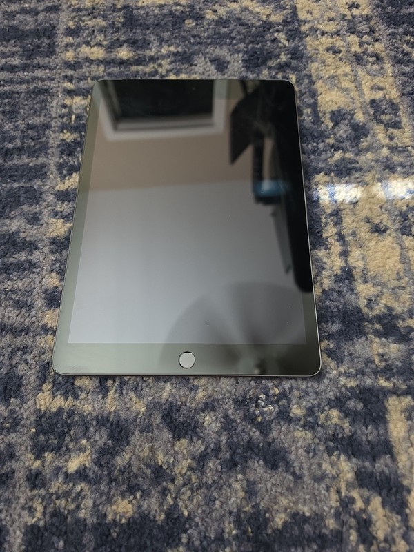 Apple iPad 10.2-inch, 9th Gen, A2602 Wi-Fi, 128GB, Gray