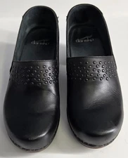 Dansko Mavis Black Leather Studded Clogs Women's Size 39 EU 8.5-9 US Comfort