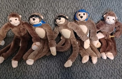 Playmaker Flingshot Flying Screaming Monkey Plush Toys Launch up to 50' Lot of 5