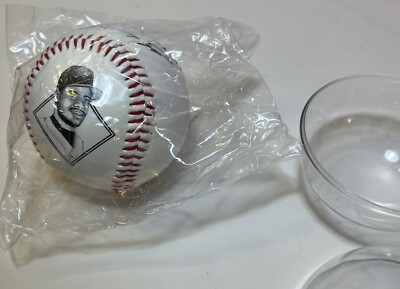 1997 KEN GRIFFEY JR SILVER BASEBALL CARD + SEALED PHOTO BASEBALL