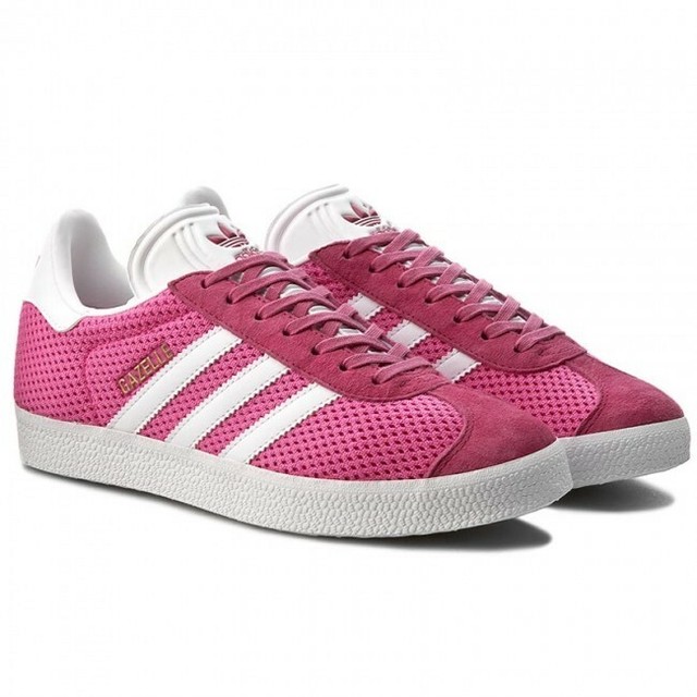 grey and pink gazelles