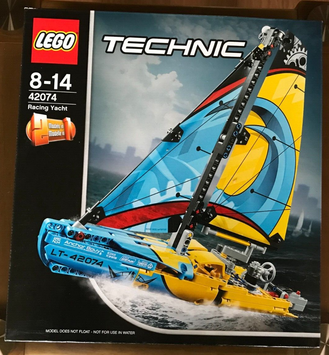 Lego 42074 Technic Racing Yacht 330 pcs 8-14+ NEW lego sealed~