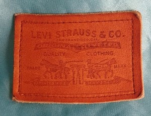 levis leather tag