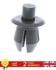 Brand New Expanding Rivet N0385501
