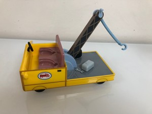 peppa pig little tow truck