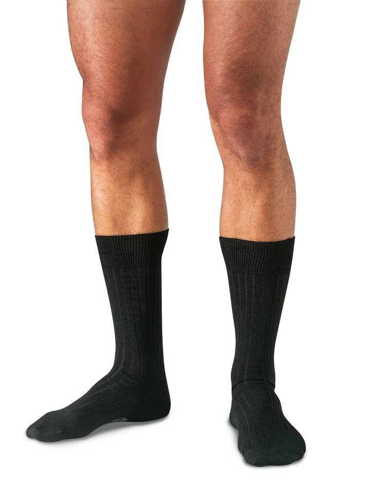 Calcetines de vestir cálidos acogedores de invierno para hombre de lana merino a media pantorrilla Foto 2 de 4